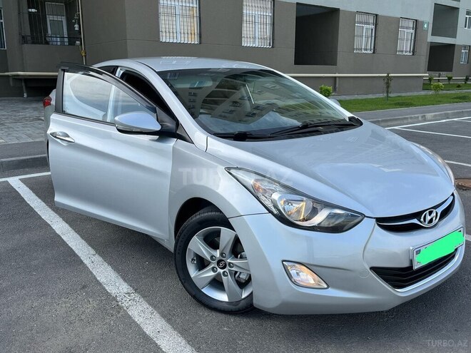 Hyundai Avante-10