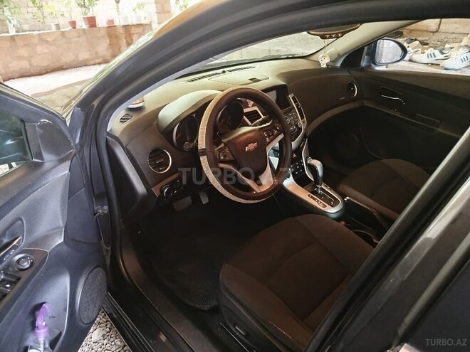 Chevrolet Cruze-4