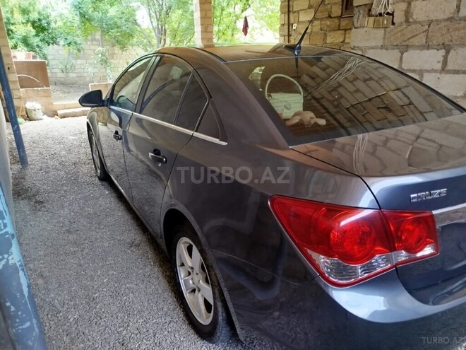 Chevrolet Cruze-8