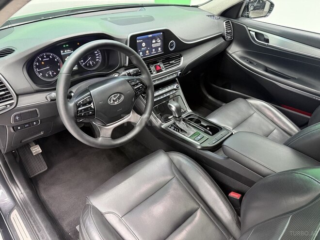 Hyundai Grandeur-8