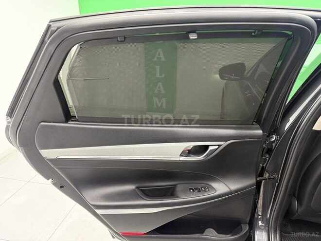 Hyundai Grandeur-17