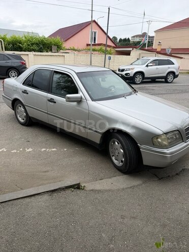Mercedes C 180-4