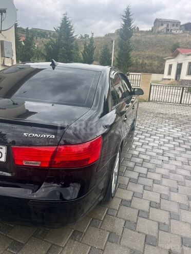 Hyundai Sonata-5
