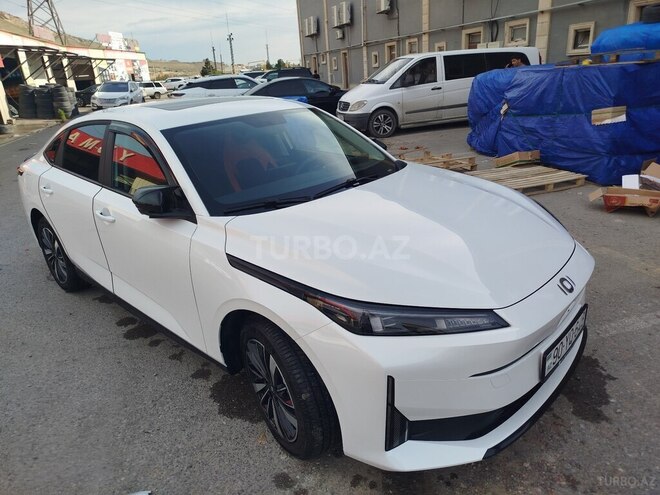Changan Qiyuan A05-11