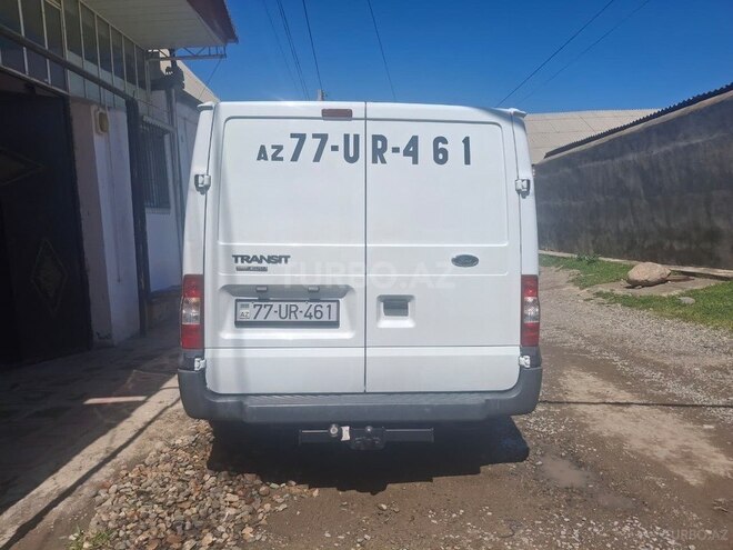 Ford Transit-2