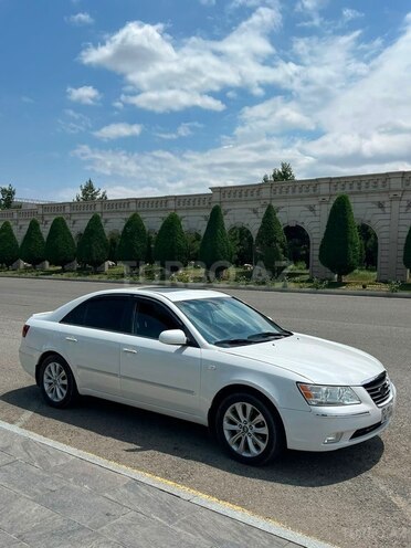 Hyundai Sonata-4