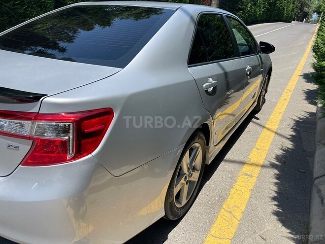 Toyota Camry-7