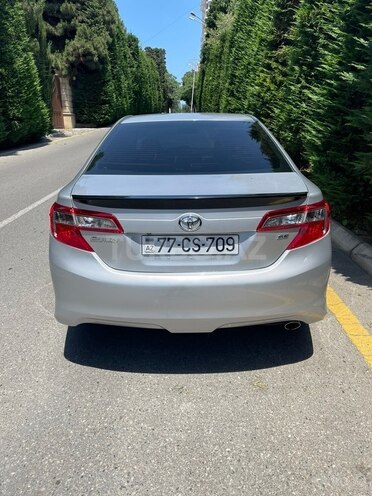 Toyota Camry-2