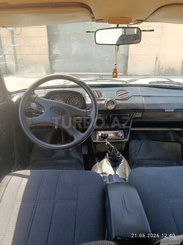 LADA (VAZ) 2106-7