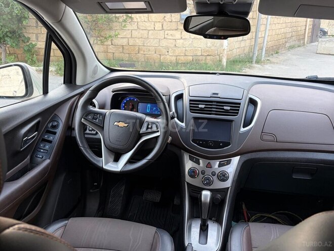 Chevrolet Trax-13