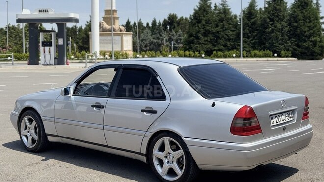 Mercedes C 200-5