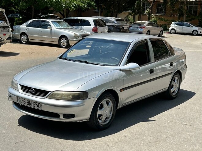 Opel Vectra-3