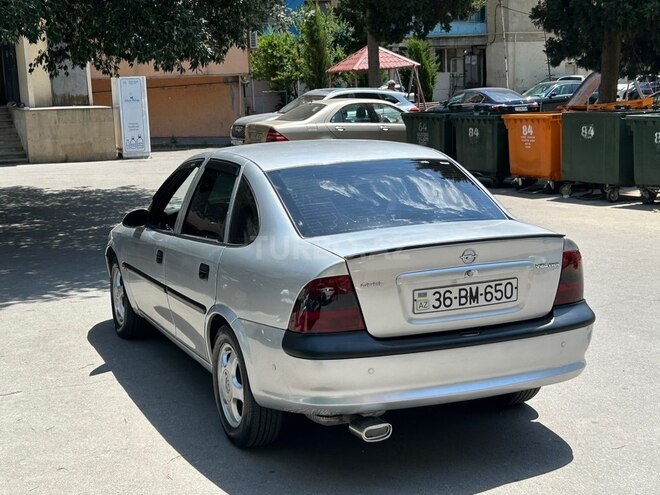 Opel Vectra-5