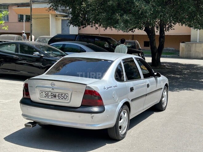 Opel Vectra-7