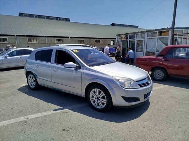 Opel Astra-1