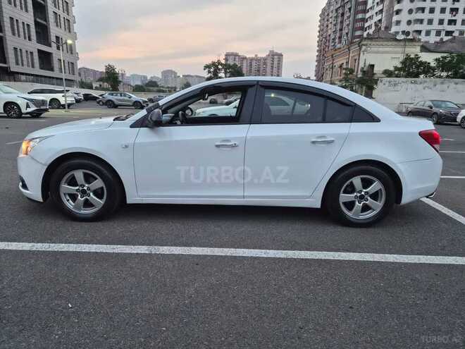 Chevrolet Cruze-11