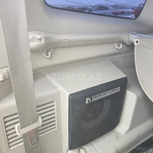 Mitsubishi Pajero-20