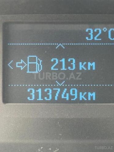Ford Transit-7