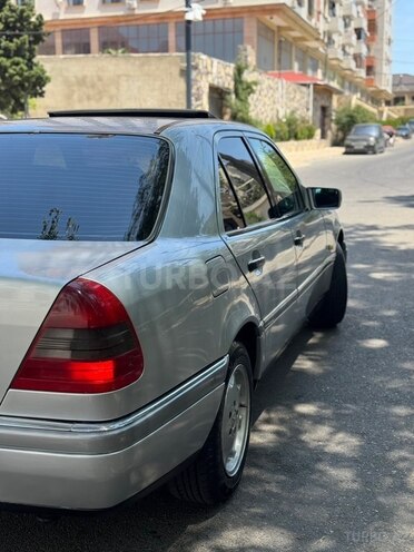 Mercedes C 180-10