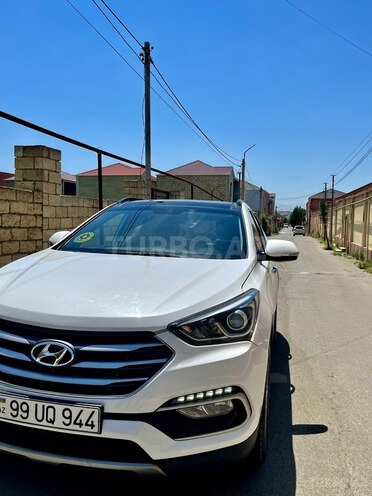 Hyundai Santa Fe-3