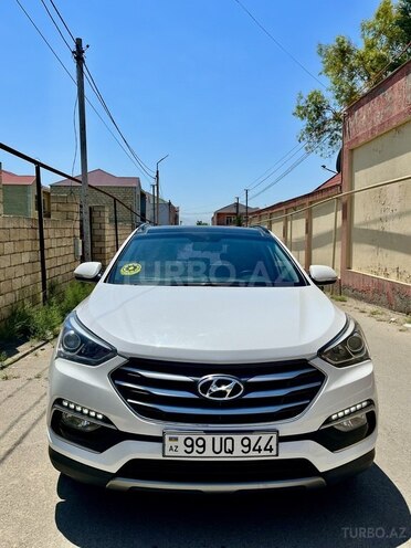Hyundai Santa Fe-1