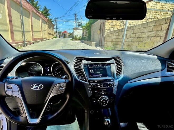 Hyundai Santa Fe-9