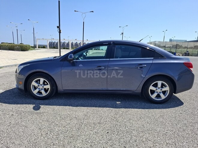 Chevrolet Cruze-19