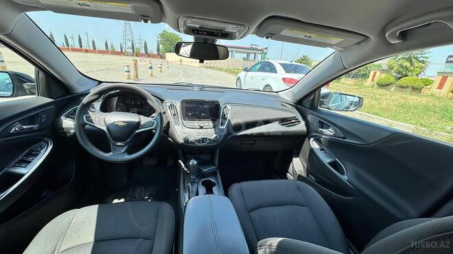 Chevrolet Malibu-5