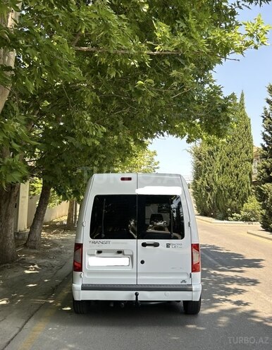 Ford Transit Connect-4