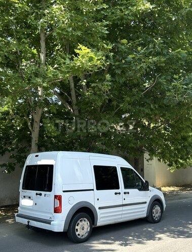 Ford Transit Connect-5