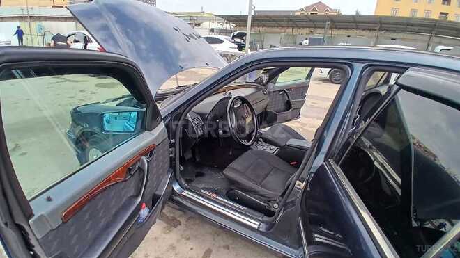 Mercedes C 200-2