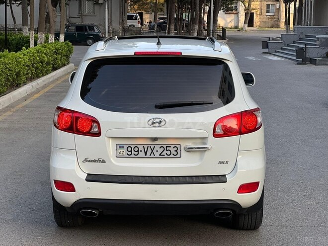 Hyundai Santa Fe-11