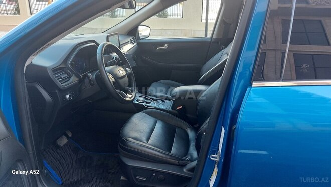 Ford Escape-19