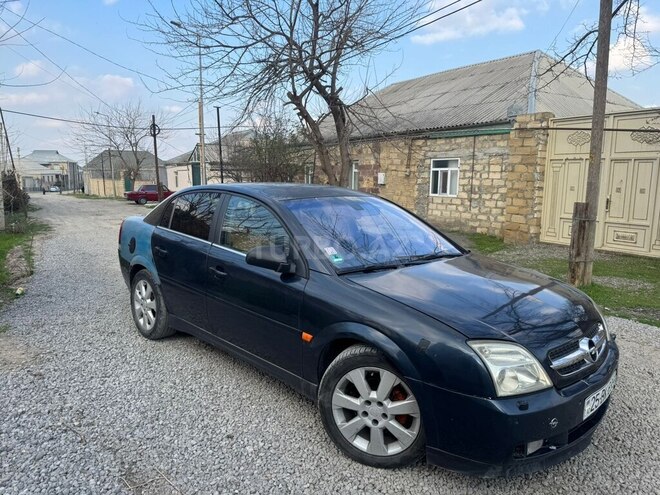 Opel Vectra-4