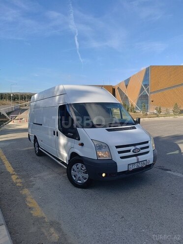 Ford Transit-1