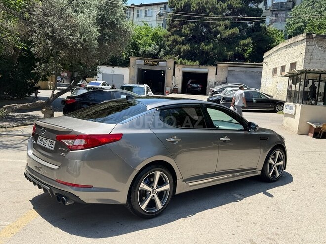 Kia Optima-5