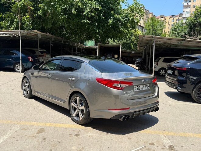Kia Optima-6