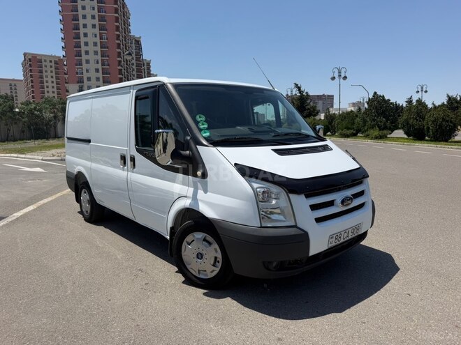 Ford Transit-2