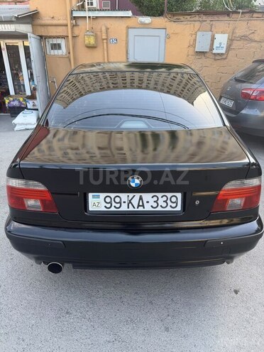 BMW 523-4