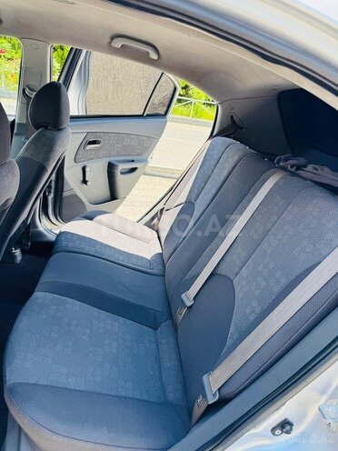 Kia Rio-12