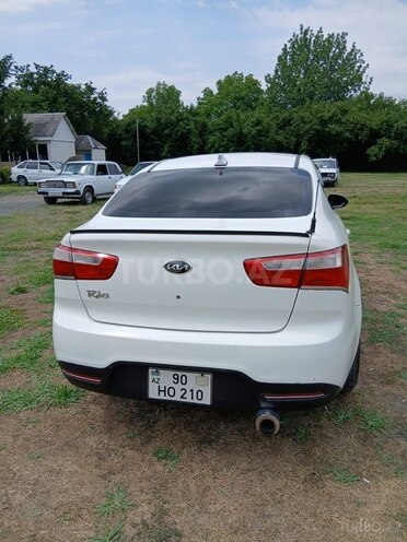 Kia Rio-2