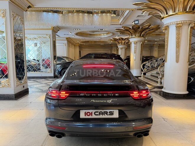 Porsche Panamera 4 E-Hybrid-8