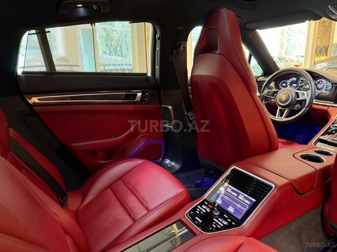 Porsche Panamera 4 E-Hybrid-14