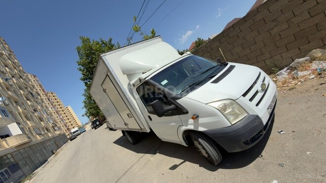 Ford Transit-3