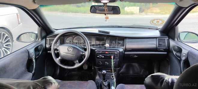Opel Vectra-2