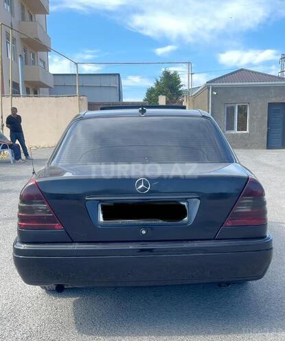 Mercedes C 200-7