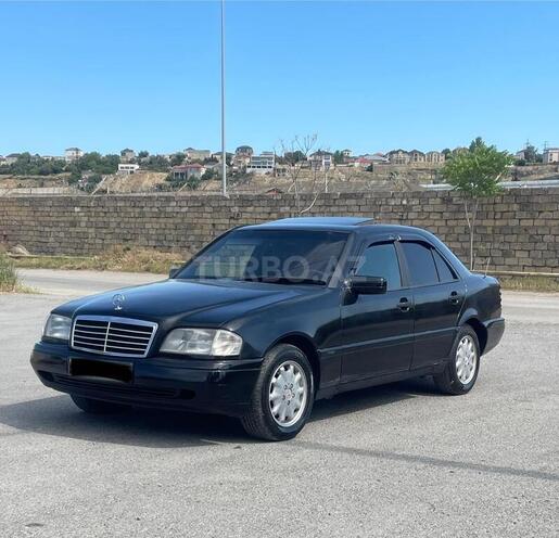 Mercedes C 200-1
