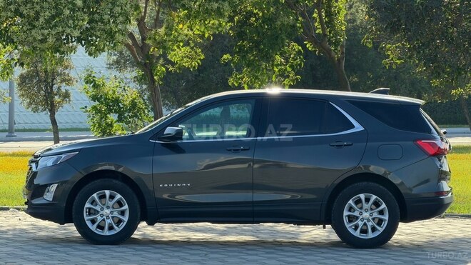 Chevrolet Equinox-7