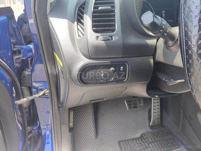 Kia Forte-7