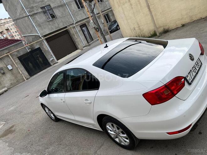 Volkswagen Jetta-6